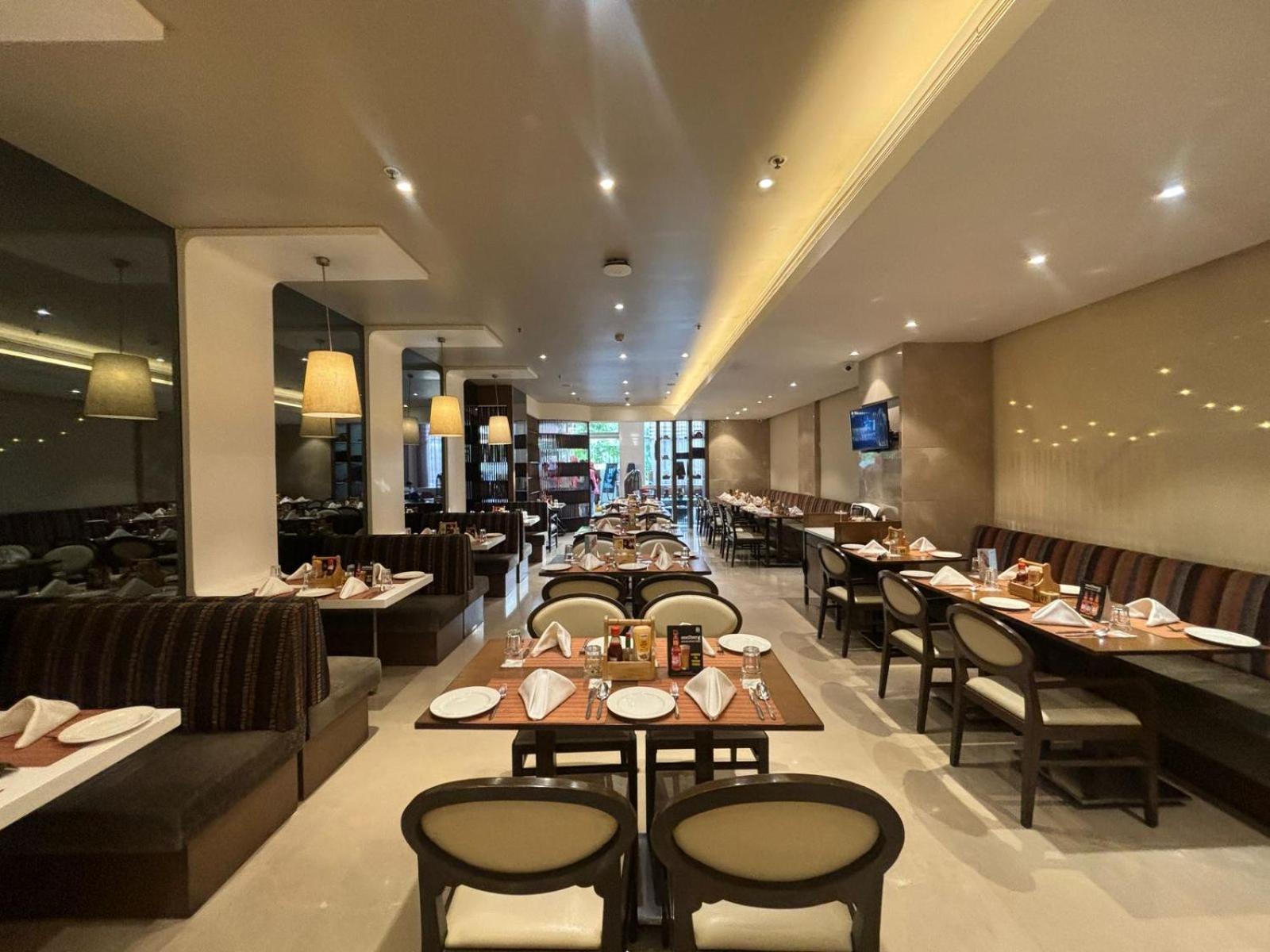 The Fern - Goregaon Bombay Extérieur photo