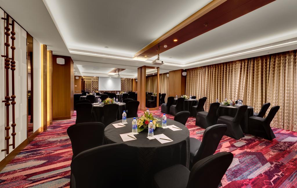 The Fern - Goregaon Bombay Extérieur photo
